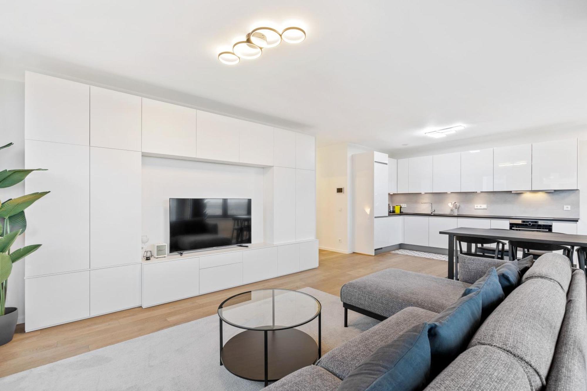 Modern 2BR Apartment with Pool & City Views Luxemburg Exterior foto