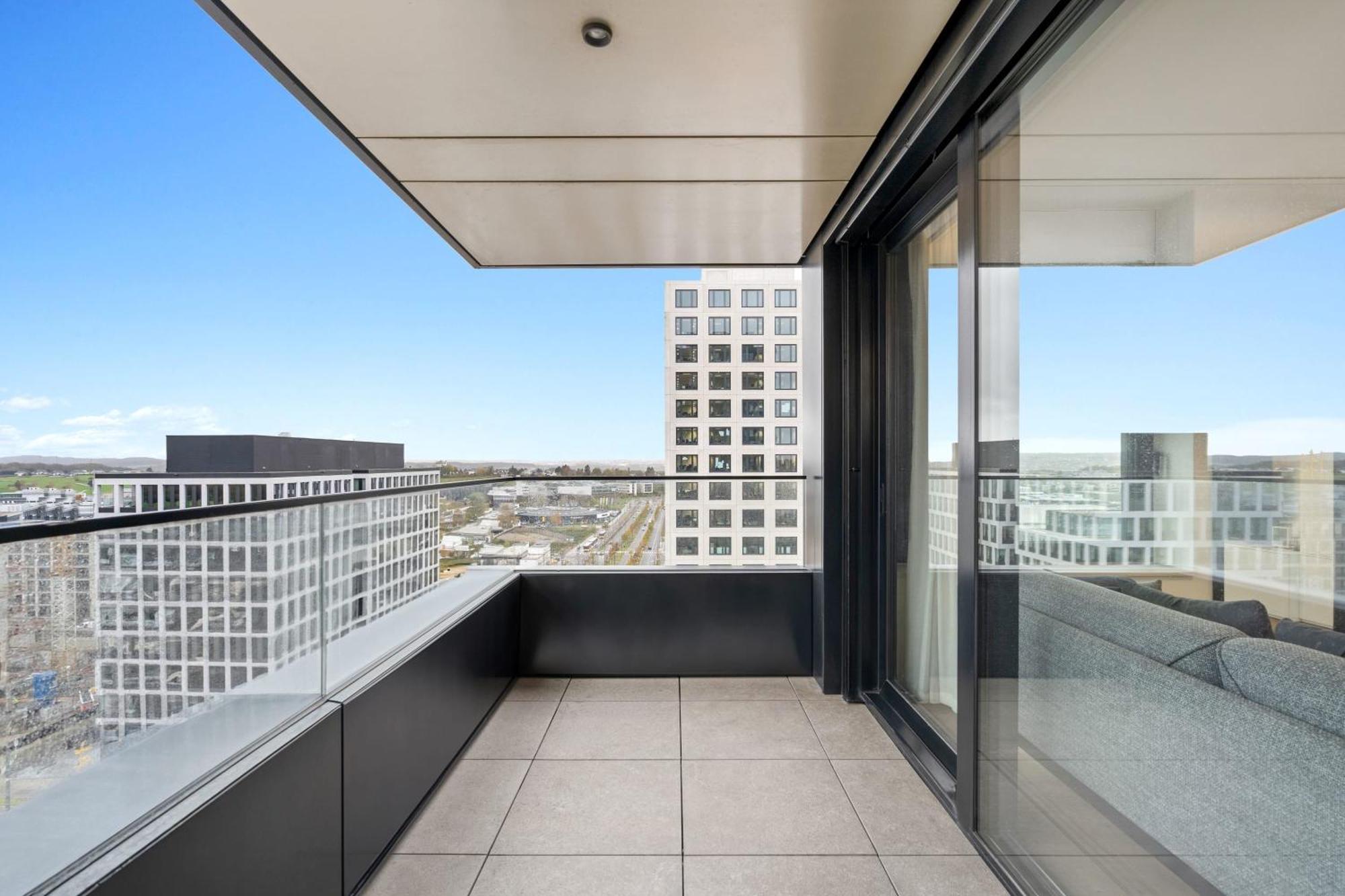 Modern 2BR Apartment with Pool & City Views Luxemburg Exterior foto