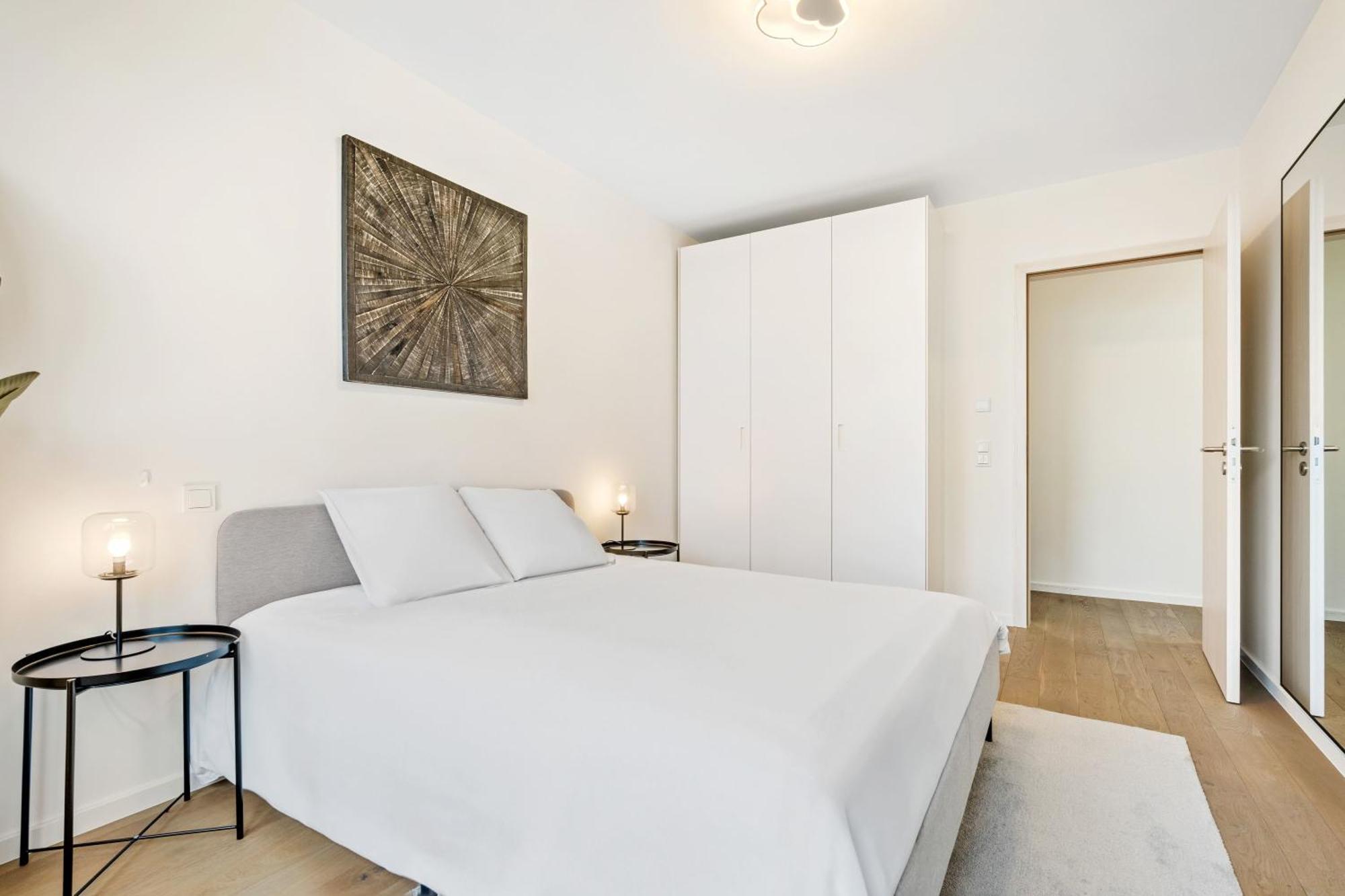 Modern 2BR Apartment with Pool & City Views Luxemburg Exterior foto